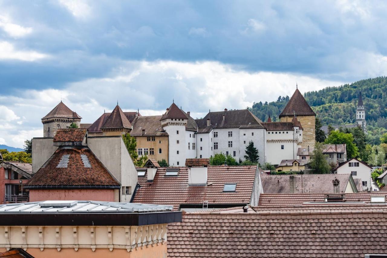Duplex Vue Montagne - idéalement placé avec sa vue sur les toits Annecy Exterior foto
